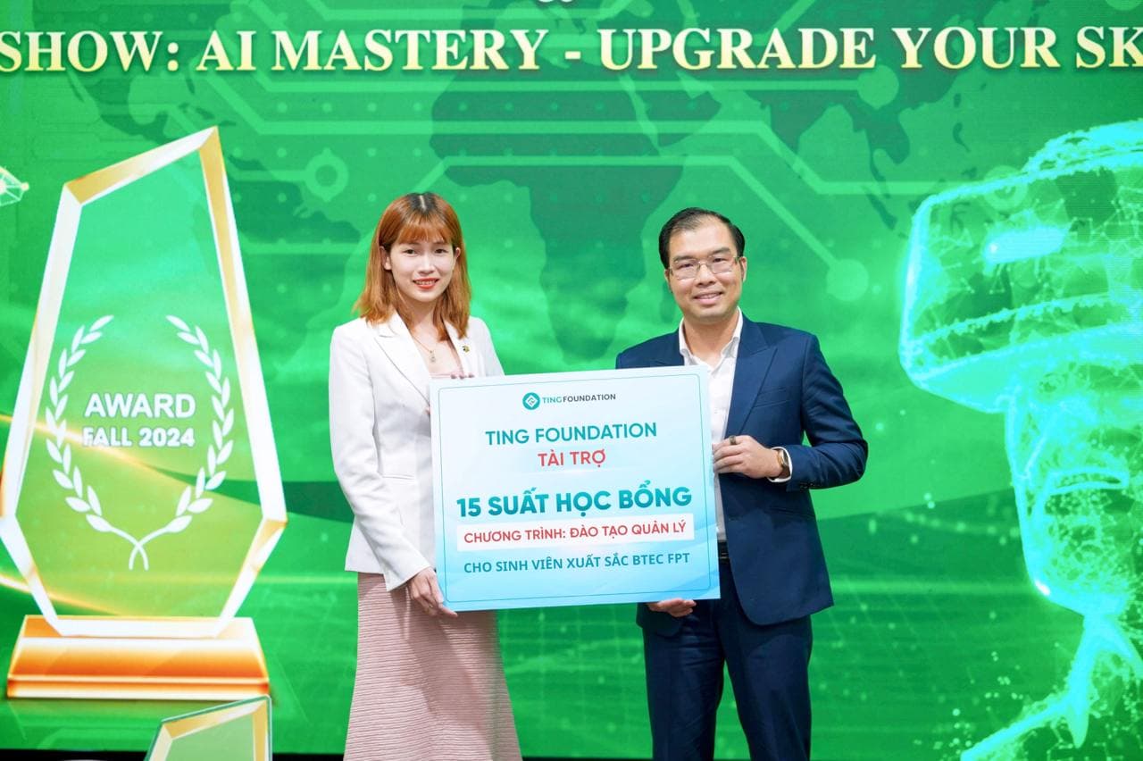 TRAO TẶNG 15 SUẤT HỌC BỔNG BTEC