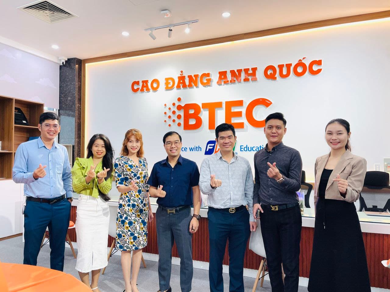 CHUYẾN THĂM VÀ LÀM VIỆC TẠI BTEC